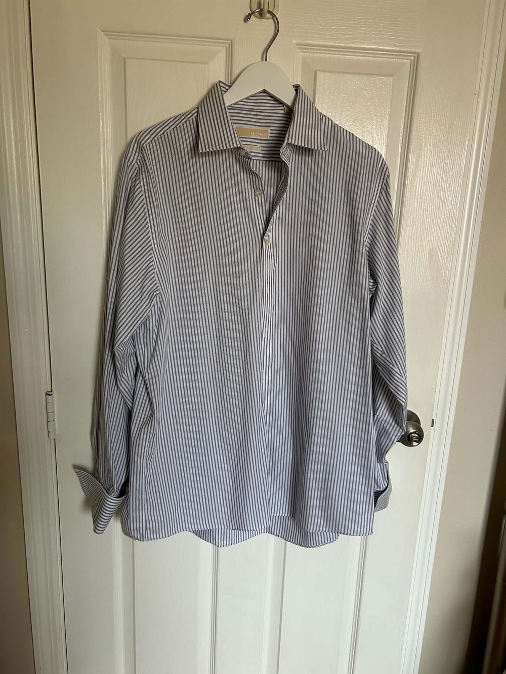Michael Kors Men’s Non-Iron Striped Dress Shirt 16.5 34/35 Gray White